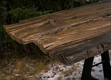 Live edge